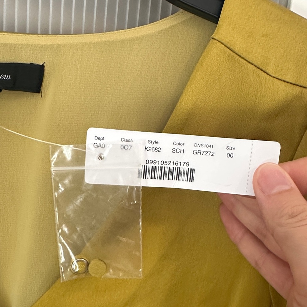 NWT J. Crew Women's Mustard Button-Up Blouse - Picture 3 of 4